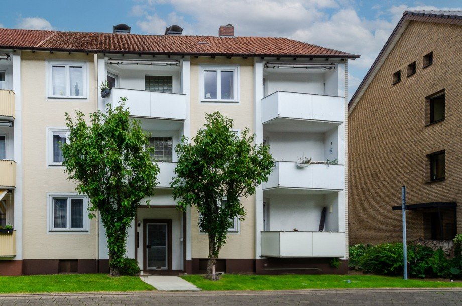 Au�enansicht vorne Etagenwohnung Bielefeld
