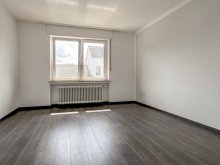 Schlafzimmer 2 Heller Wohntraum mit Balkon, Einbauk�che und Garage in Bielefeld - Brackwede