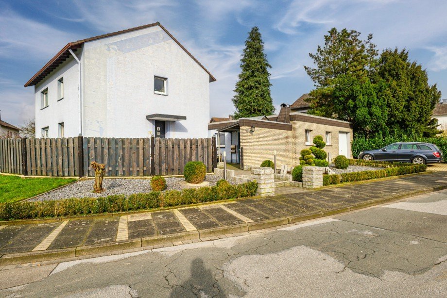 Au�enansicht Zweifamilienhaus Bielefeld