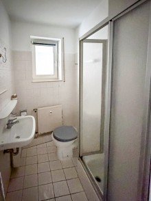 Badezimmer City-Apartment im Lutter-Gebiet - Bj. 1989 - 2 Zimmer in der Innenstadt mit PKW-Stellplatz