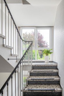 Treppenhaus Wohnen N�he Meierteich! Schicke 3 Zimmerwohnung mit Loggia