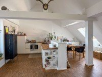 Bild (0738453cdeee1956035b95bcb53370e2): Traumhafte 2-Zimmer- Dachgeschosswohnung �ber den D�chern Bielefelds mit Blick auf die Sparrenburg