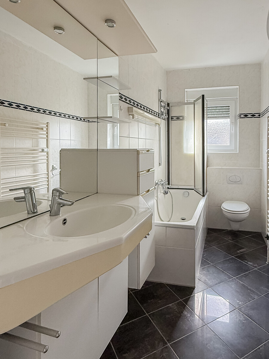 Bad Etagenwohnung Bielefeld