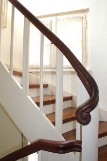Treppenhaus Klassischer Charme trifft Stadtn�he - gro�z�giges Einfamilienhaus in Herford