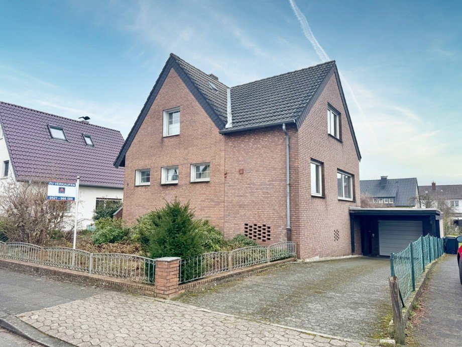 Hausansicht Einfamilienhaus Lage