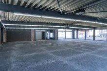 Foto Verkaufsbereich Gewerbeimmobilie am Betheleck - Verkauf, Lager & moderne B�ros mit Parkpl�tzen