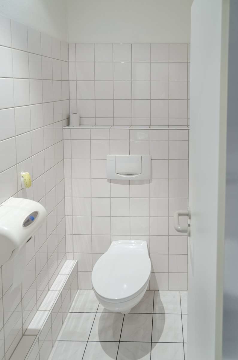 WC Halle / Lager / Produktion Bielefeld