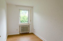 B�ro Gartenliebhaber aufgepasst! EG Wohnung mit guter Infrastrukur in Bielefeld - Gro�dornberg