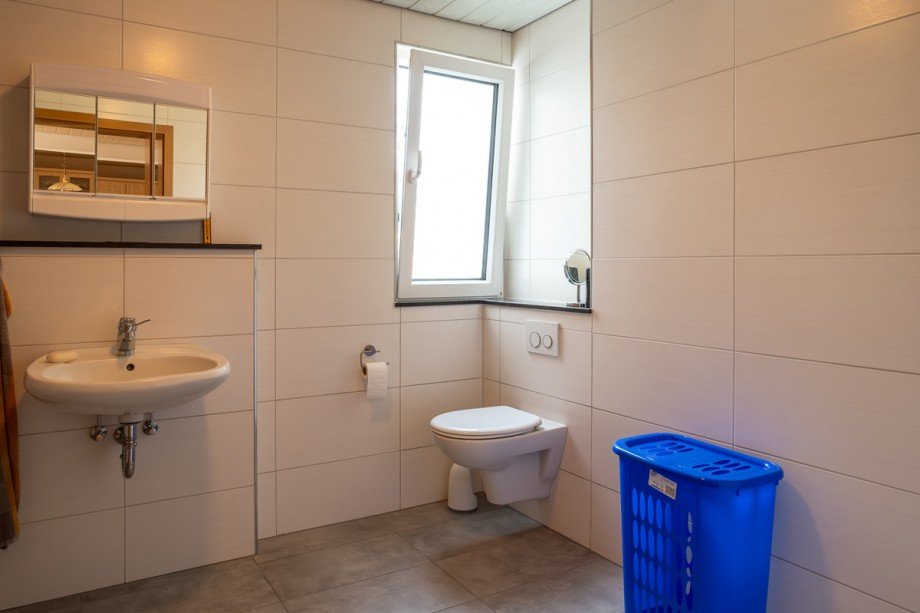 EG Anbau - Badezimmer Mehrfamilienhaus Lage