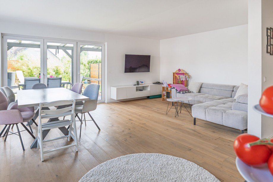 Wohnen/Essen Doppelhaush�lfte Bielefeld