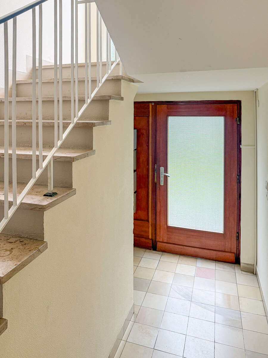 Treppenhaus Etagenwohnung Bielefeld