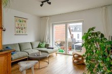 Wohnen Helle 4-Zimmerwohung mit Balkon N�he St�dtisches Krankenhaus