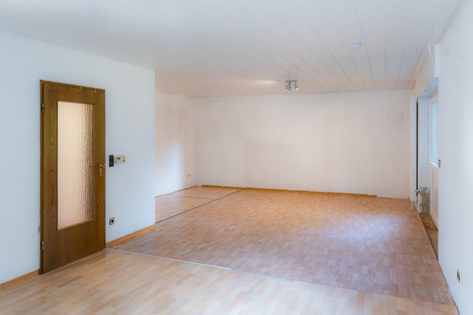 Erdgeschoss-Wohnzimmer Zweifamilienhaus Bielefeld