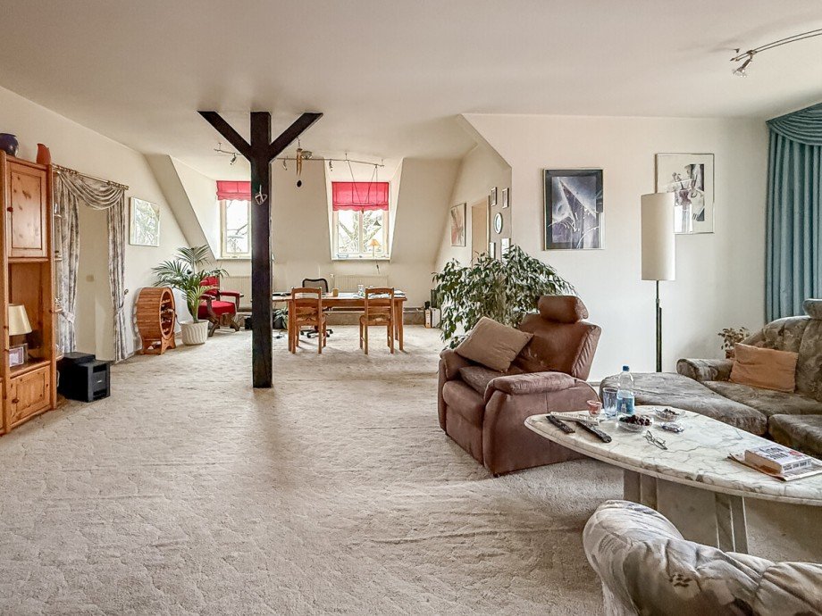 Wohnen/Essen Dachgeschosswohnung Bielefeld / J�llenbeck