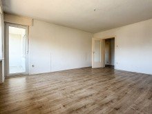 Wohnen Verkauft: Attraktive 3-Zimmer-Wohnung mit Balkon N�he Meierteich
