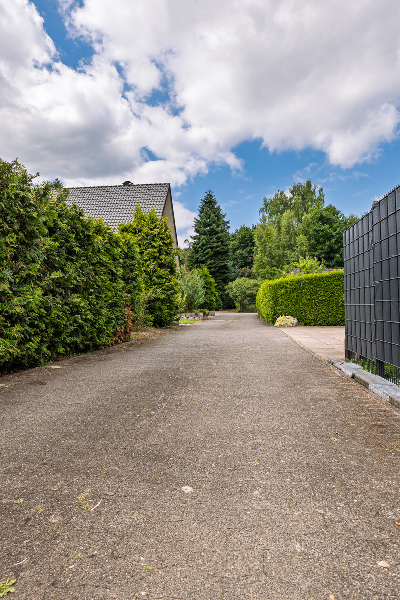 Privatweg Zweifamilienhaus Bielefeld