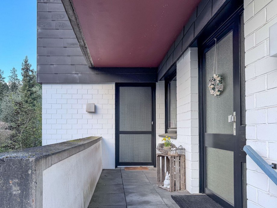 Zugang K�che EG + Treppenhaus DG Zweifamilienhaus Bielefeld / Gadderbaum