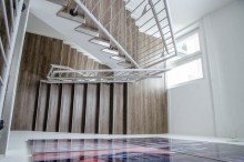 Treppenhaus Moderne B�roetage mit Eichenparkett  + 260m� Lagerfl�che mit Lastenaufzug und Parkpl�tzen!