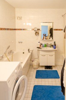 Badezimmer Ruhige 3 Zimmer Wohnung - ab M�rz bezugsfrei! - mit Gr�nblick in Bielefeld - Gellershagen.