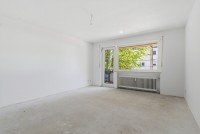 Bild (37025981cea5ec1d25b89e0a96603593): Bezugsfreie 4-Zimmer-Wohnung mit Balkon in modernisiertem Mehrfamilienhaus