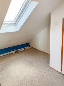 Begehbarer Kleiderschrank Idyllische 1-2 Zimmer-Dachgeschosswohnung, Bielefelder Westen N�he Universit�t