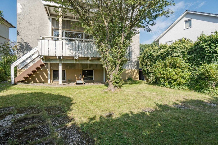 Garten - EG Wohnung Mehrfamilienhaus Bielefeld