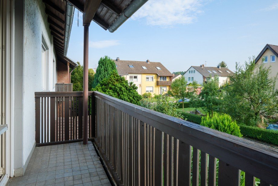 Balkon OG links Mehrfamilienhaus Bielefeld / Heepen