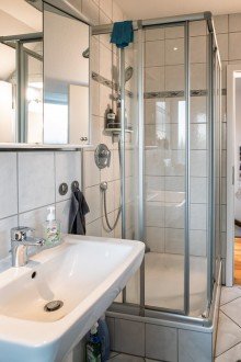 P1046422-Verbessert-RR Ruhige Maisonettewohnung n�he Brackwede Kirche