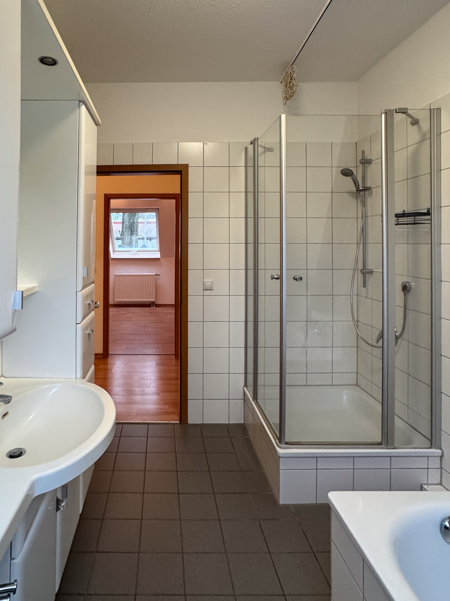 Badezimmer Dachgeschosswohnung Bielefeld