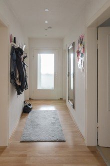 Flur 1. OG Gepflegtes 3-Familienhaus in Stedefreund (HF) angrenzend an Bielefeld Brake