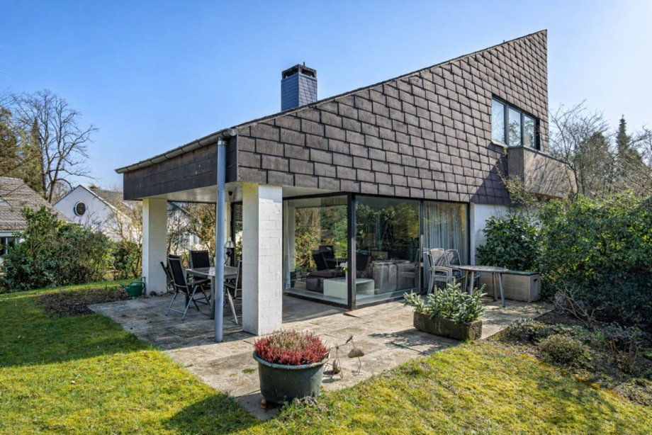 Ansicht Gartenseite Zweifamilienhaus Bielefeld / Gadderbaum