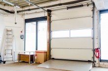 Sektionaltor Top Gewerbeimmobilie - Hochregallager/B�ro/Produktion - Kauf oder Miete -  n�he A2 in Bad Salzuflen