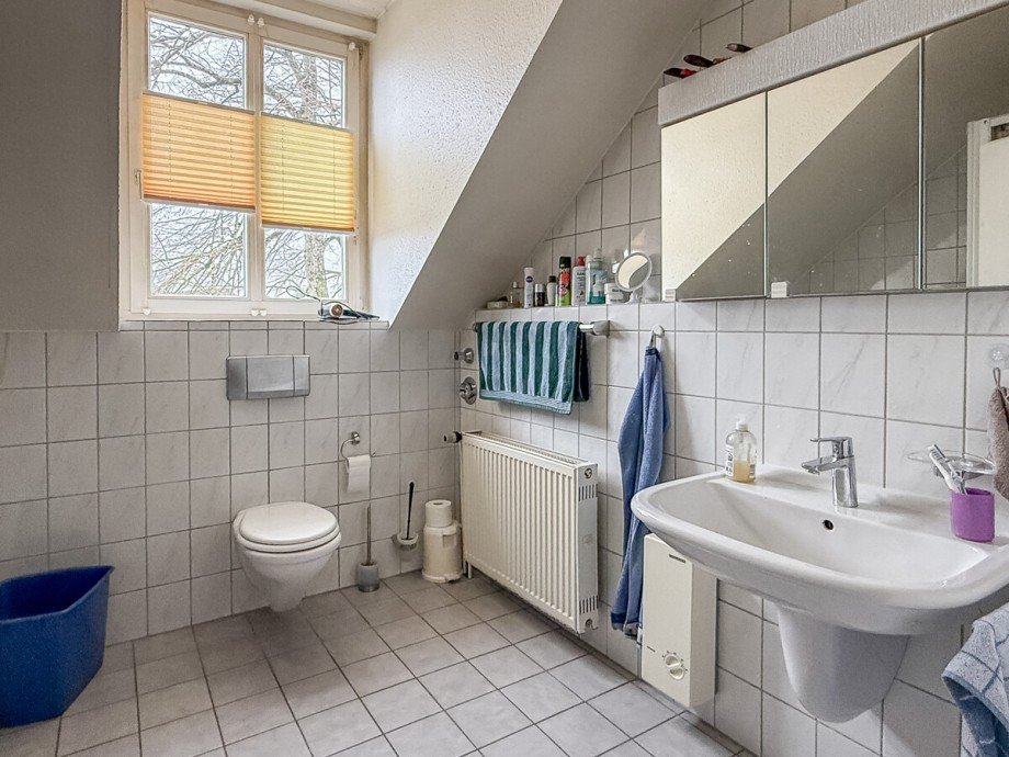 Bad Dachgeschosswohnung Bielefeld / J�llenbeck