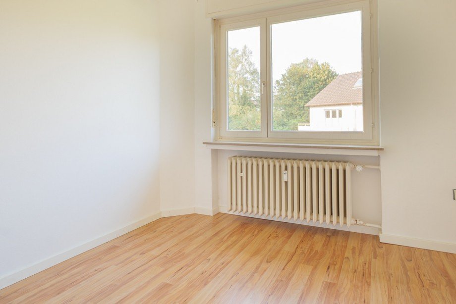 B�ro OG links Mehrfamilienhaus Bielefeld / Heepen