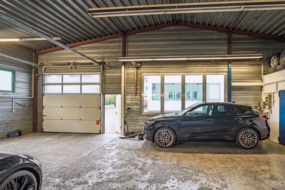 Gewerbehalle hinten Halle / Lager / Produktion Bielefeld