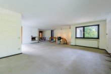 Wohnzimmer - Treppe Ein Traum am Botanischen Garten: Architektenhaus in exklusiver Lage von Bielefeld