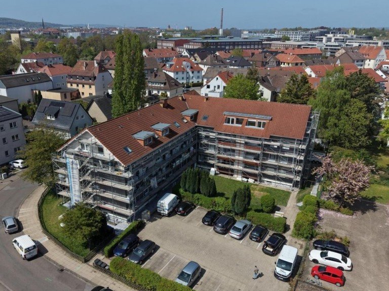 Au�enansicht Bielefeld Etagenwohnung Bezugsfreie 4-Zimmer-Wohnung mit Balkon in modernisiertem Mehrfamilienhaus