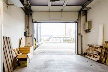 Sektionaltor Top Gewerbeimmobilie - Hochregallager/B�ro/Produktion - Kauf oder Miete -  n�he A2 in Bad Salzuflen