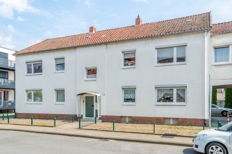 Au�enansicht vorne Bielefeld Erdgeschosswohnung Ideal geschnittene 3 Zimmer Wohnung, N�he Bielefelder Stauteich