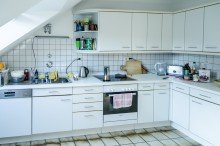 K�che Gro�z�gige 3 Zimmer-Dachgeschosswohnung N�he Universit�t, BI-West