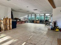 Bild (6591c1c823e6e32efa8fa73cdc5c94e2): Vielzweck-Laden-/ Ausstellungsfl�che mit Aussenfl�che und Parkpl�tzen in Bielefeld-Brackwede