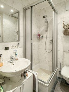 Duschbad Traumhafte 3- Zimmer-Erdgeschosswohnung im Bielefelder Westen (Dornberger Str.)
