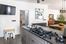 Kochen Stilvoll wohnen: Gro�z�gige 4-Zimmer-Erdgeschosswohnung in Bielefeld-Gellershagen