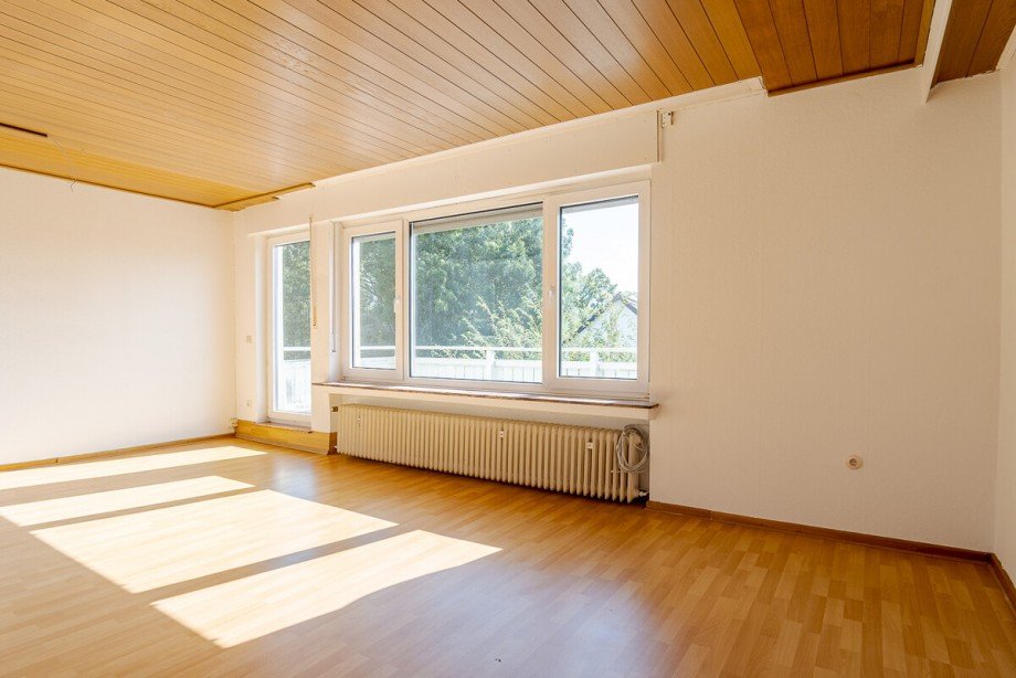 Wohnzimmer - OG Wohnung Mehrfamilienhaus Bielefeld