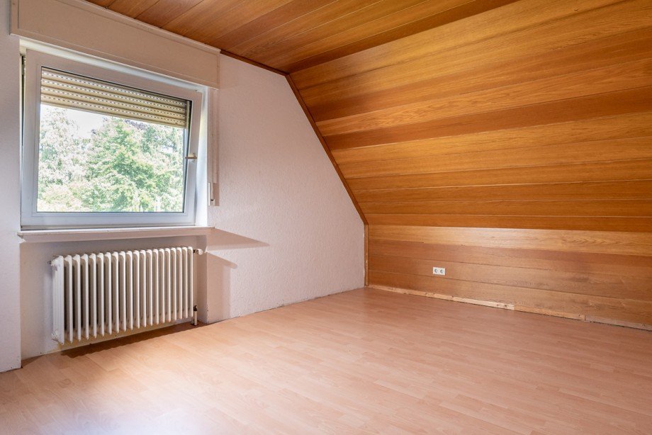 Obergeschoss-Zimmer Zweifamilienhaus Bielefeld