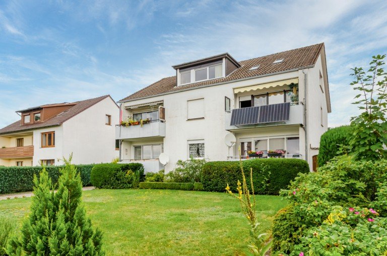 Au�enansicht Halle Etagenwohnung 2-Zimmerwohnung mit Balkon und Garage in Halle Westfl.