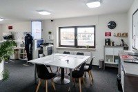 Bild (75b82eb2315cf1fe5b6badd6c4d9db50): B�roetage n�he Handelshof/Ostring mit eigenem Eingang