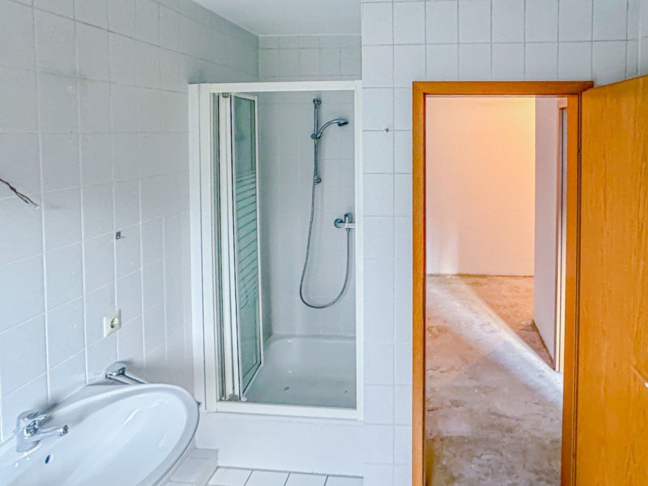...und Dusche Etagenwohnung Bielefeld