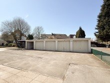 Garage 4-Zimmer-Wohnung mit Balkon u. Garage N�he Meierteich - Vermietet