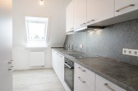 Bild (7eedf7db019d1f436e408796604066d4): Top renovierte Wohnung im 1.OG mit EBK und Loggia mit Panoramablick -max 3 Personen- in BI - Unin�he